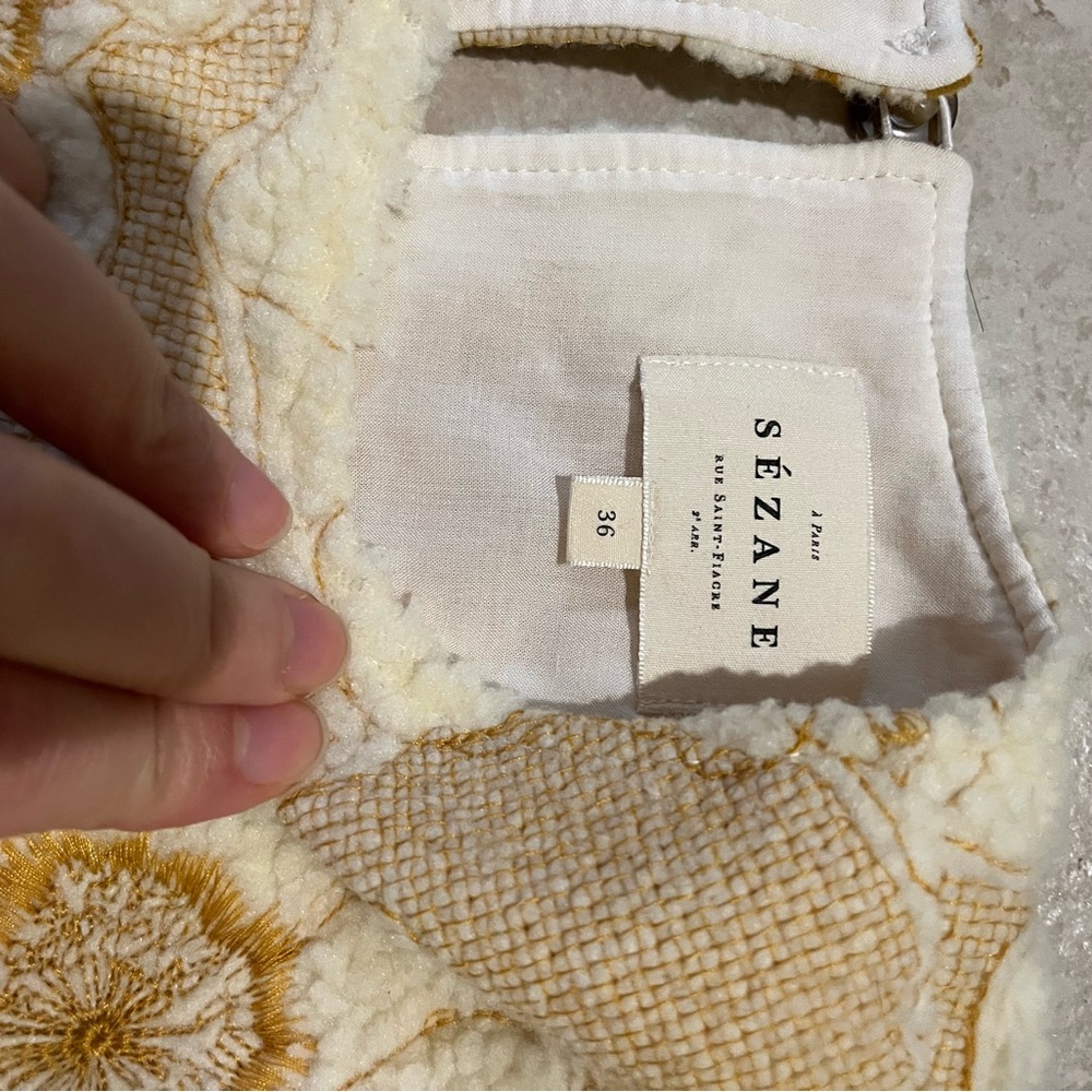 Sezane Harlem Floral Appliqué Sweatshirt Orchre Ecru FR36 US4 - Picture 5 of 10